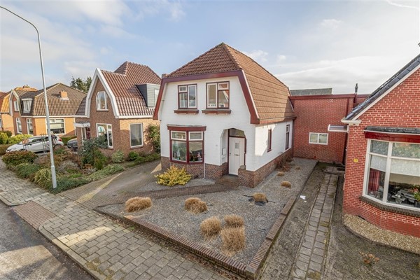 Medium property photo - Burgemeester van Roijenstraat Oost 97, 9602 CB Hoogezand